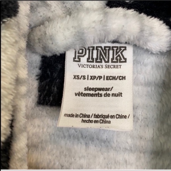 PINK Victoria’s Secret Gray & Black Cozy Robe Size XS/S - Picture 4 of 6